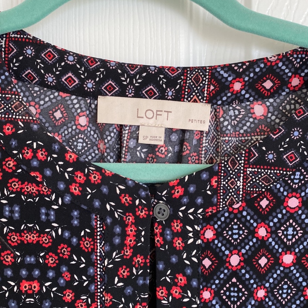 Loft Dress - Picture 3 of 4